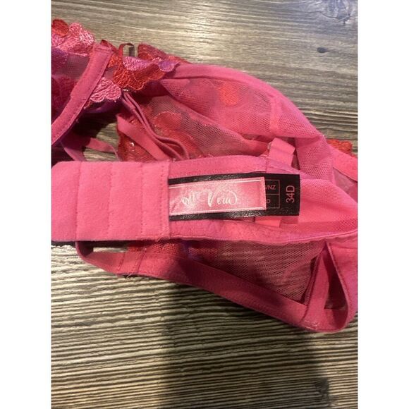 Vera Embroidered Heart Strappy Underwire Bra (Size 34D) Pink. NWOT. Q - Picture 7 of 8